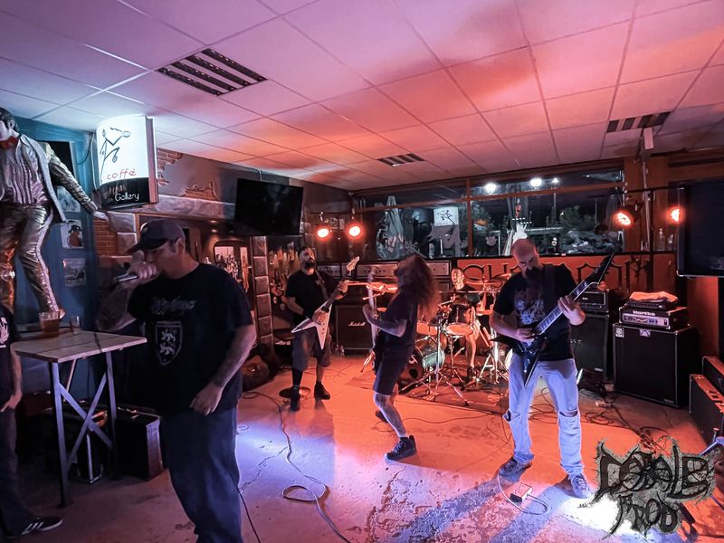 SMASHED (4).jpg (144 KB)