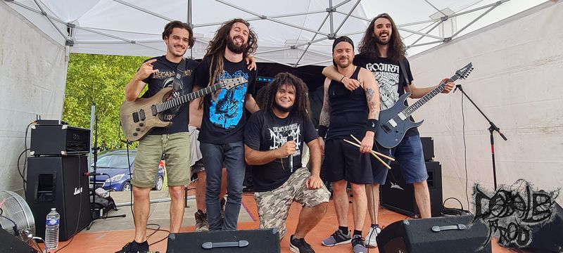 DROSTE band.jpg (109 KB)