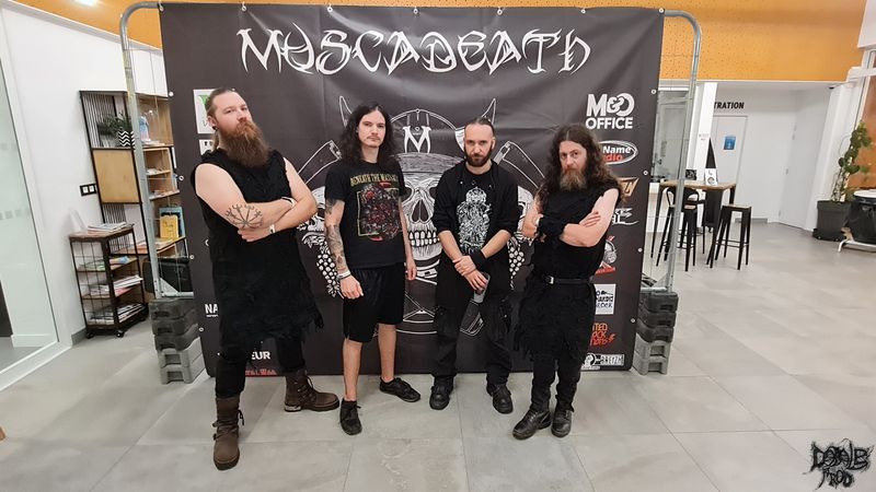Circle ov Hell band.jpg (104 KB)