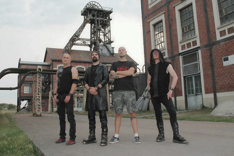 The Losts - Promo 1.jpg (107 KB)