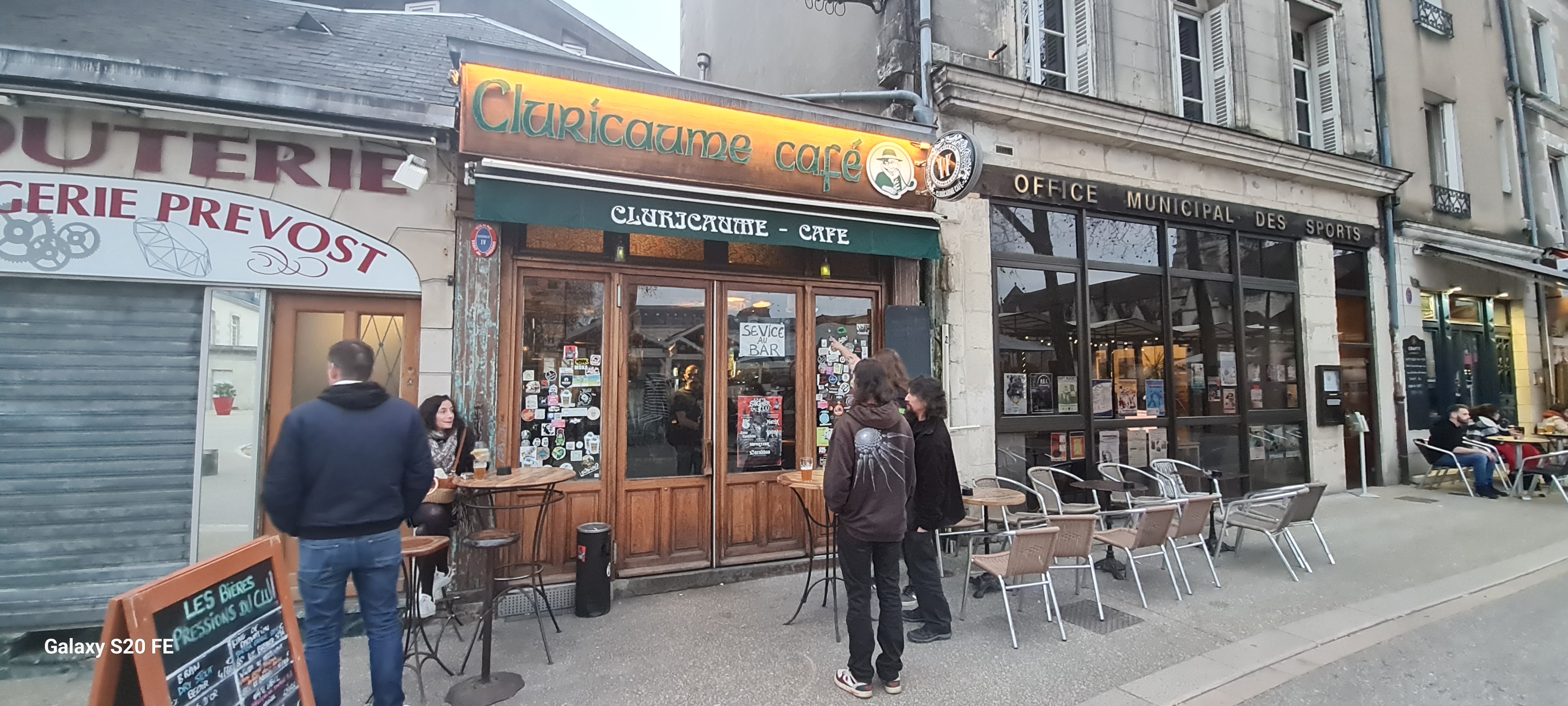 Cluricaume café.jpg (1.78 MB)