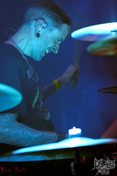 misanthrope 02.jpg (28 KB)