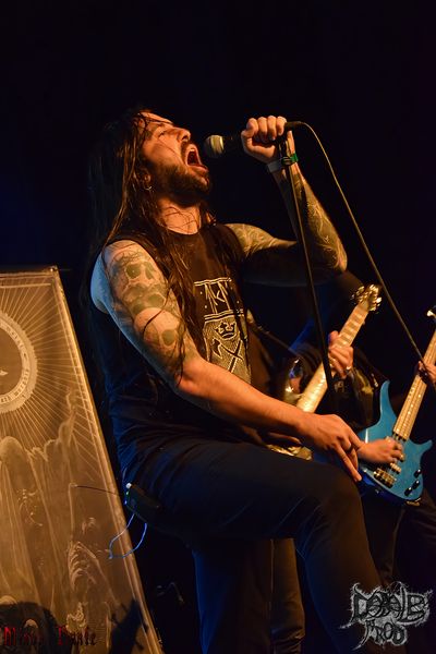 opression 01.jpg (37 KB)