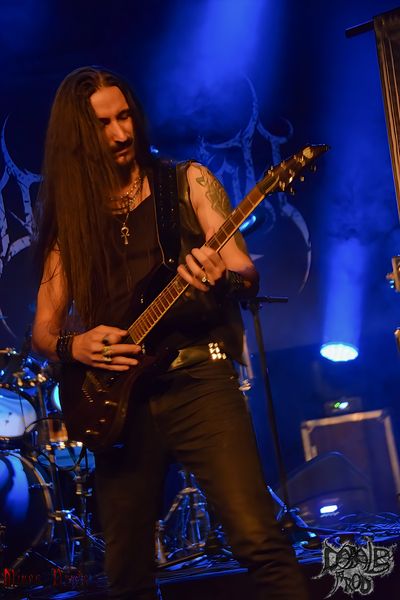 opression 02.jpg (37 KB)